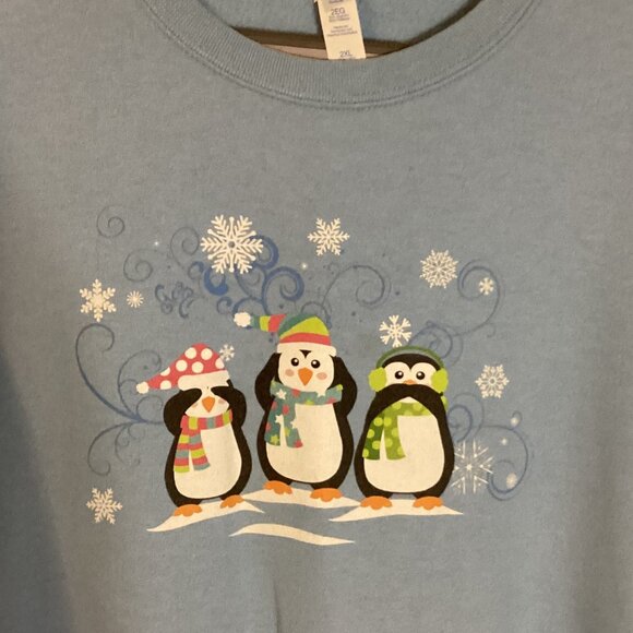 Jerzees Women's Christmas Light Blue Sweatshirt Size 2XL Penguin Snowmen - Picture 2 of 8